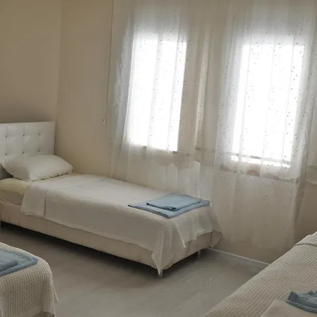 Hayri 3 Bedrooms * オルタジャ